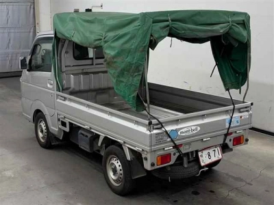 NISSAN NT100 CLIPPER