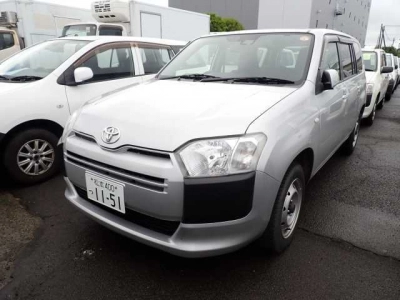 TOYOTA SUCCEED VAN