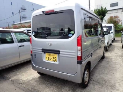 HONDA N-VAN