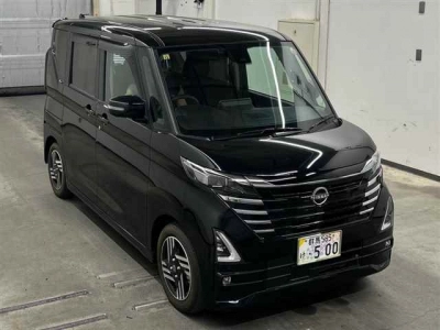 NISSAN ROOX