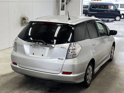 HONDA FIT SHUTTLE HYBRID