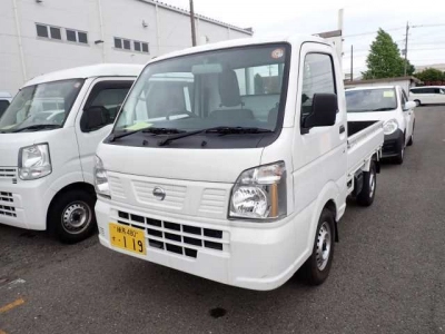 NISSAN NT100 CLIPPER