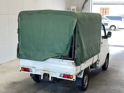 NISSAN NT100 CLIPPER
