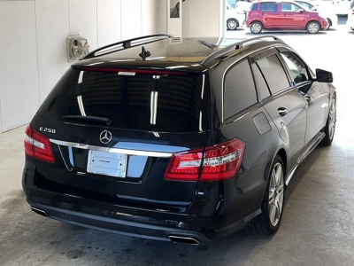 MERCEDES BENZ E CLASS STATION WAGON