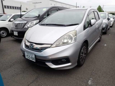HONDA FIT SHUTTLE HYBRID