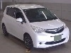 SUBARU TREZIA
