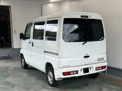 MITSUBISHI MINICAB