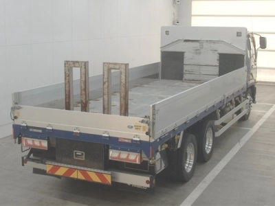 MITSUBISHI FUSO FIGHTER