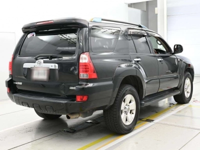 TOYOTA HILUX SURF