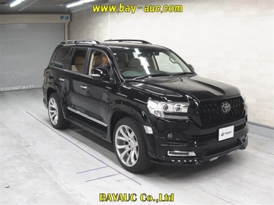 TOYOTA LAND CRUISER