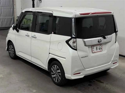 TOYOTA TANK