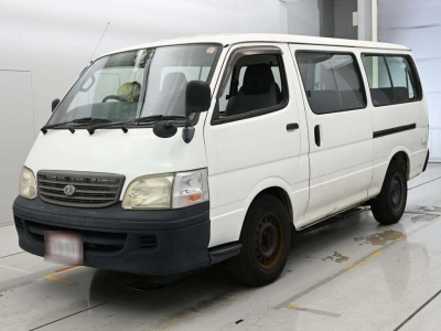 TOYOTA HIACE WAGON