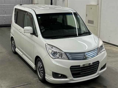 MITSUBISHI DELICA D:2