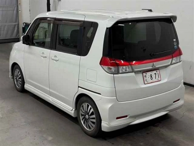 MITSUBISHI DELICA D:2