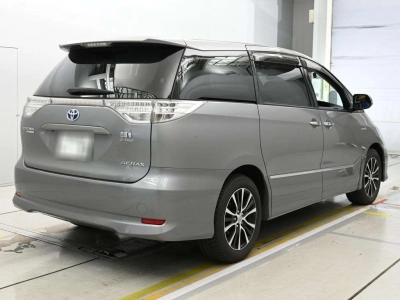 TOYOTA ESTIMA HYBRID