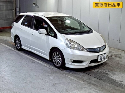HONDA FIT SHUTTLE HYBRID