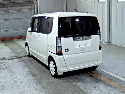 HONDA N BOX +