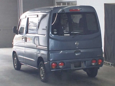 NISSAN CLIPPER VAN