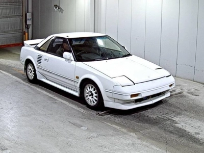 TOYOTA MR2