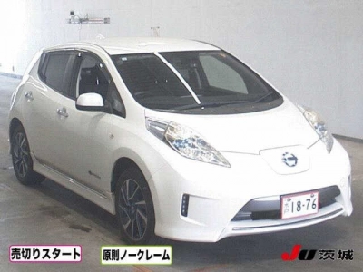 NISSAN LEAF