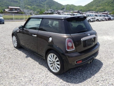 MINI MINI