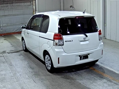 TOYOTA SPADE