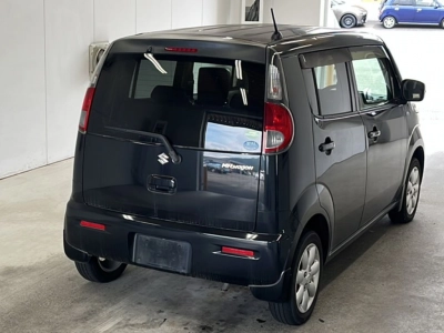 SUZUKI MRWAGON
