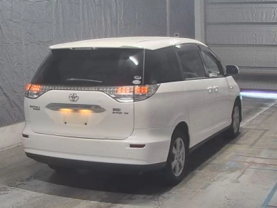 TOYOTA ESTIMA HYBRID
