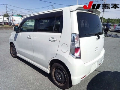 SUZUKI MRWAGON