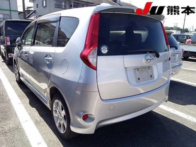 DAIHATSU BOON LUMINAS