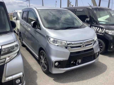 MITSUBISHI EK CUSTOM