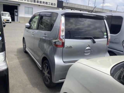 MITSUBISHI EK CUSTOM