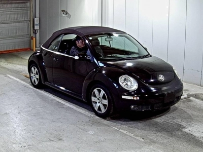VOLKSWAGEN NEW BEETLE CABRIOLET