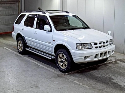 ISUZU WIZARD