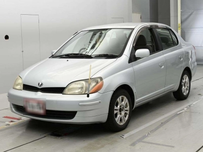 TOYOTA PLATZ