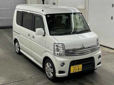 MITSUBISHI TOWN BOX