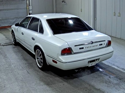 NISSAN PRESIDENT JS