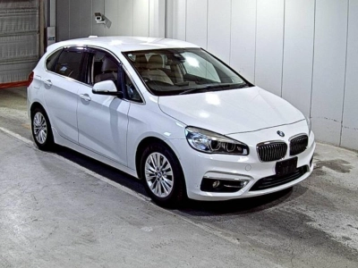 BMW 2 SERIES