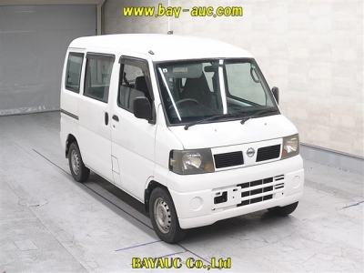 NISSAN CLIPPER VAN