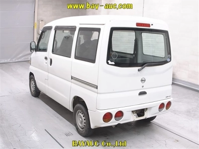 NISSAN CLIPPER VAN