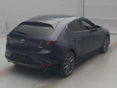 MAZDA MAZDA3 FASTBACK