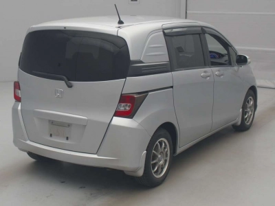 HONDA FREED SPIKE