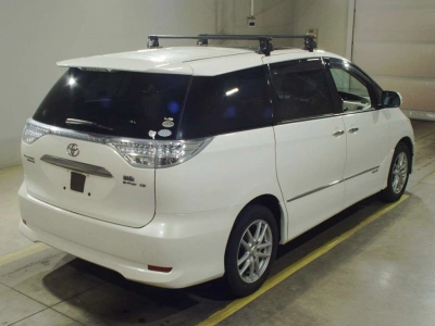 TOYOTA ESTIMA HYBRID