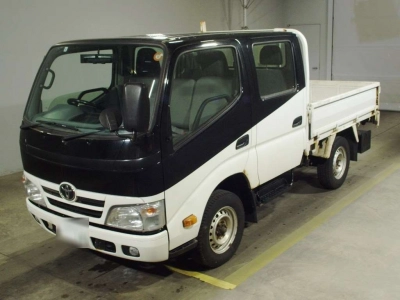 TOYOTA DYNA TRUCK