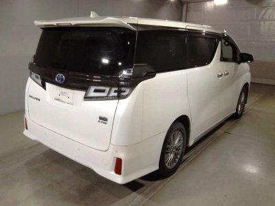TOYOTA VELLFIRE HYBRID