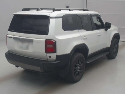 TOYOTA LAND CRUISER 250
