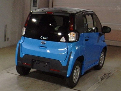 TOYOTA C+POD