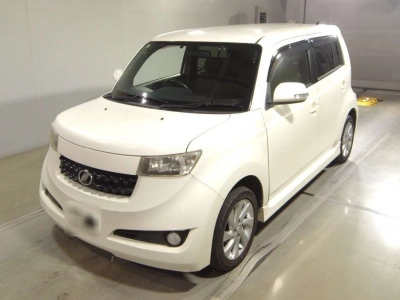 TOYOTA BB
