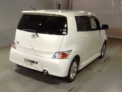 TOYOTA BB