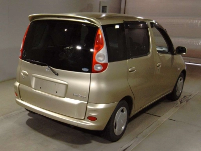 TOYOTA FUN CARGO